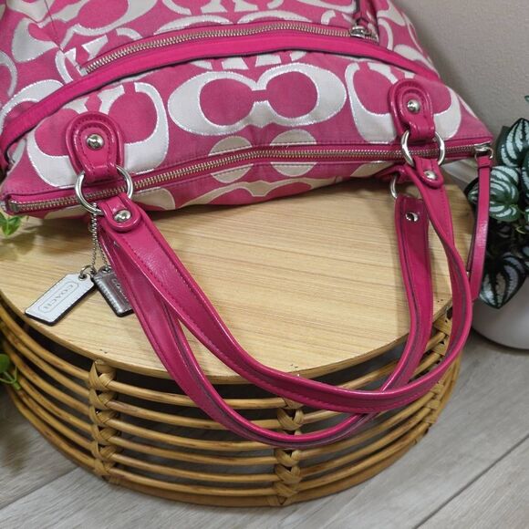 Coach Poppy Metallic Signature Sateen Glam Tote - Picture 9 of 12